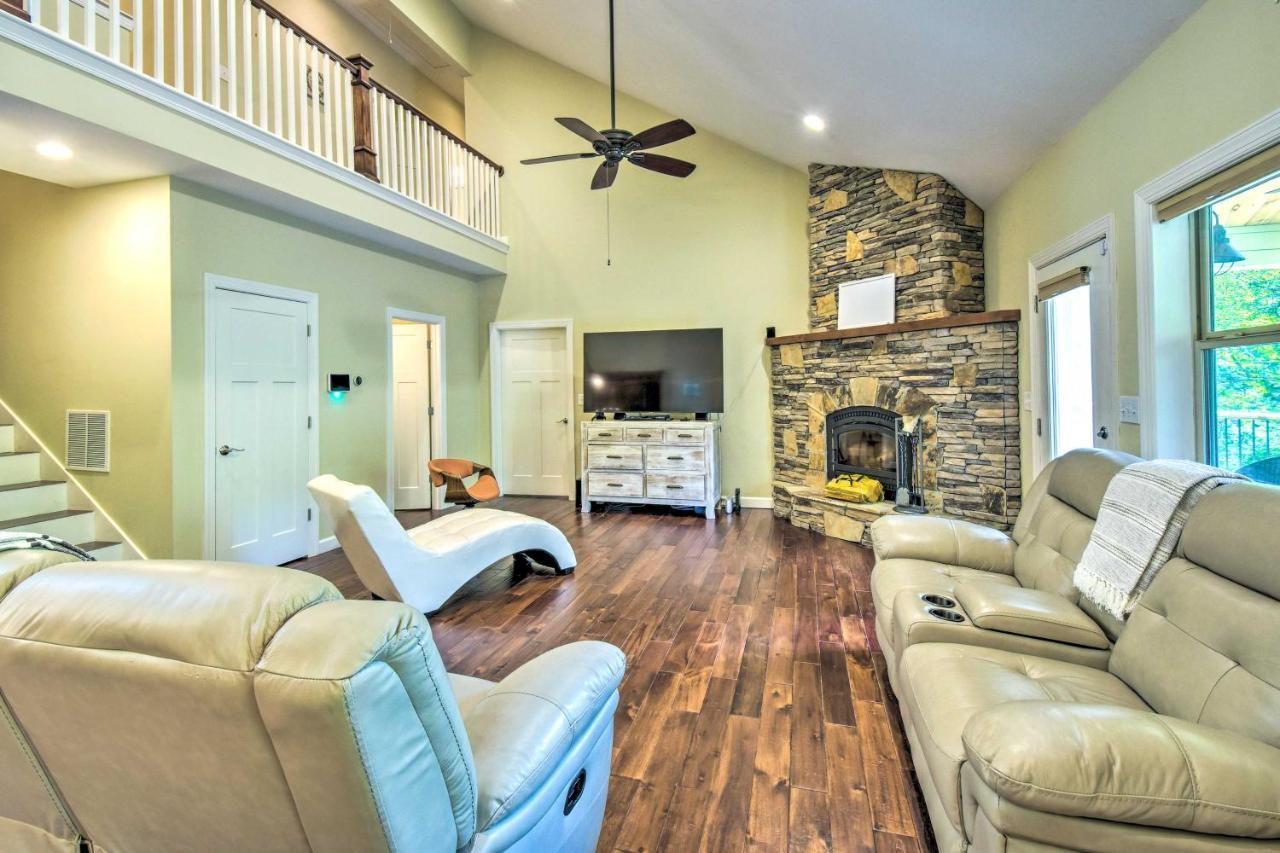Cozy Riverside Dahlonega Home With Kayaks And Fire Pit エクステリア 写真
