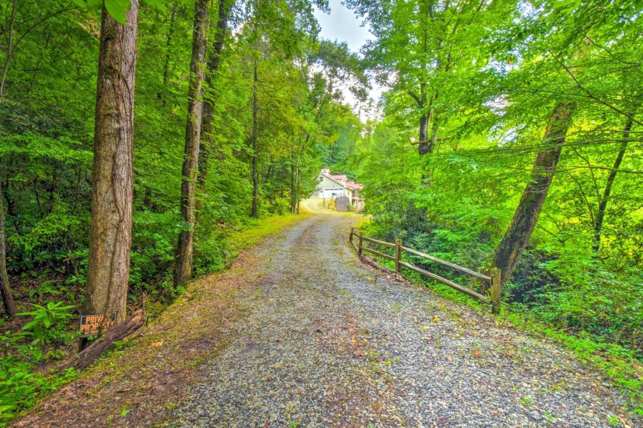 Cozy Riverside Dahlonega Home With Kayaks And Fire Pit エクステリア 写真